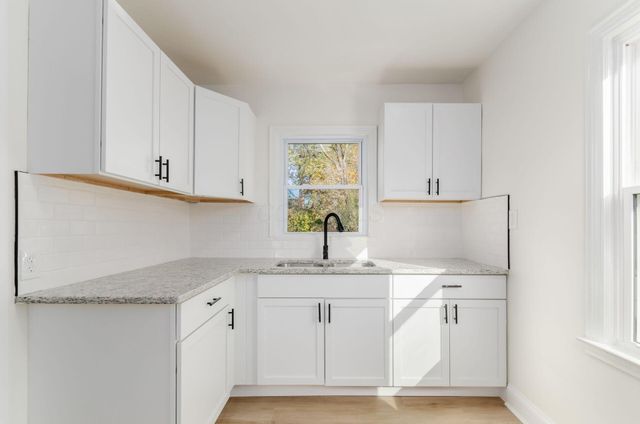 1944 E North Broadway Street, Columbus, OH 43224