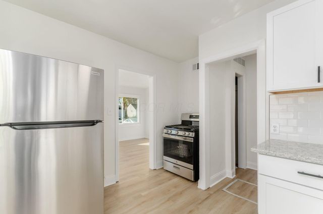 1944 E North Broadway Street, Columbus, OH 43224