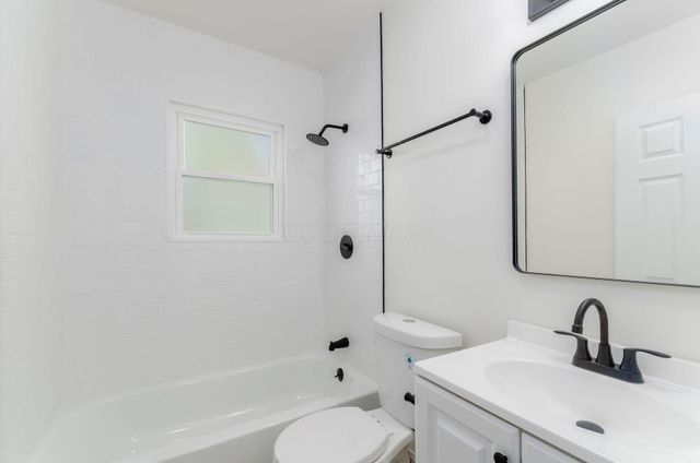 1944 E North Broadway Street, Columbus, OH 43224