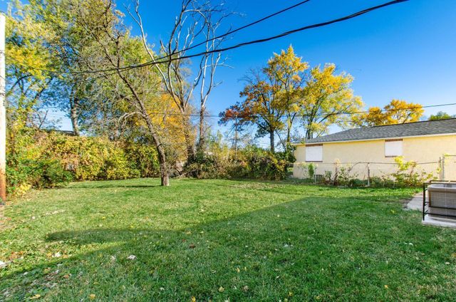 1944 E North Broadway Street, Columbus, OH 43224