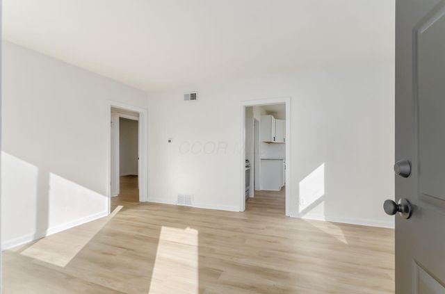 1944 E North Broadway Street, Columbus, OH 43224