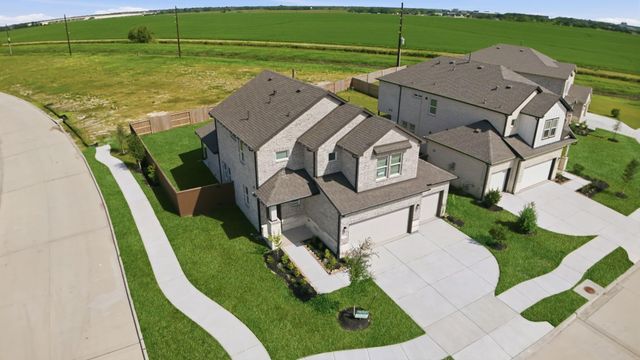 13727 Olympic River Ln Drive, Iowa Colony, TX 77583