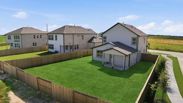 13727 Olympic River Ln Drive, Iowa Colony, TX 77583