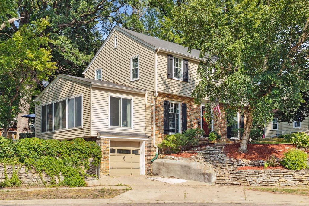 1995 Norfolk Avenue, Saint Paul, MN 55116 — photo 2