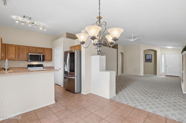 8864 E RED MOUNTAIN Lane, Gold Canyon, AZ 85118