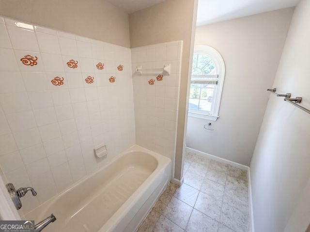 1231 Dunwoody Village Drive, Atlanta, GA 30338