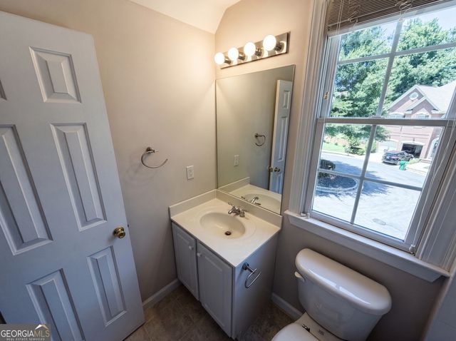 1231 Dunwoody Village Drive, Atlanta, GA 30338