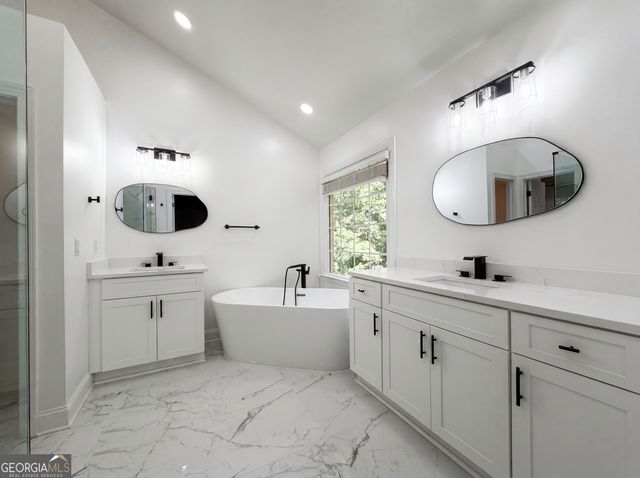1231 Dunwoody Village Drive, Atlanta, GA 30338