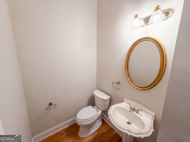 1231 Dunwoody Village Drive, Atlanta, GA 30338