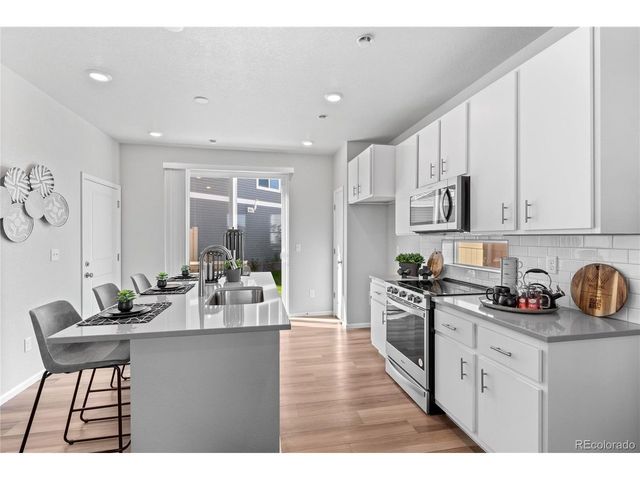 12640 E 100th Ave, Commerce City, CO 80022