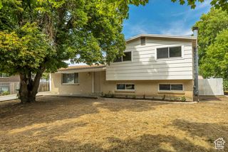 841 E NEWBOLD CIR, Midvale, UT 84047