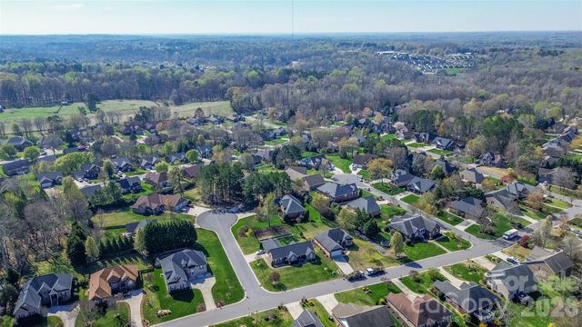 110 Buckthorn Court, Mooresville, NC 28115