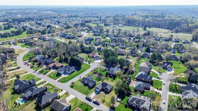 110 Buckthorn Court, Mooresville, NC 28115