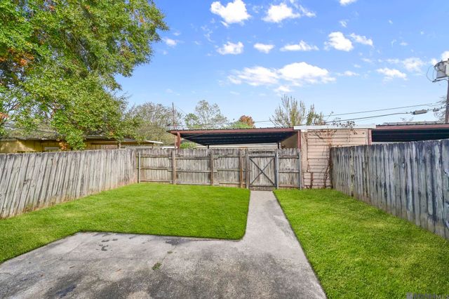 2334 Brightside Dr, Baton Rouge, LA 70820