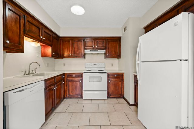 2334 Brightside Dr, Baton Rouge, LA 70820