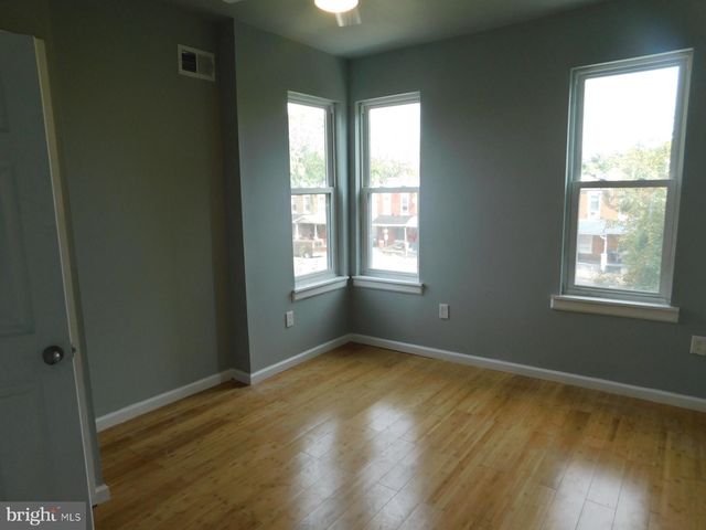523 N 52ND ST, Philadelphia, PA 19131