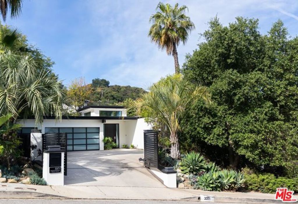 3371 Alana Drive, Sherman Oaks, CA 91403