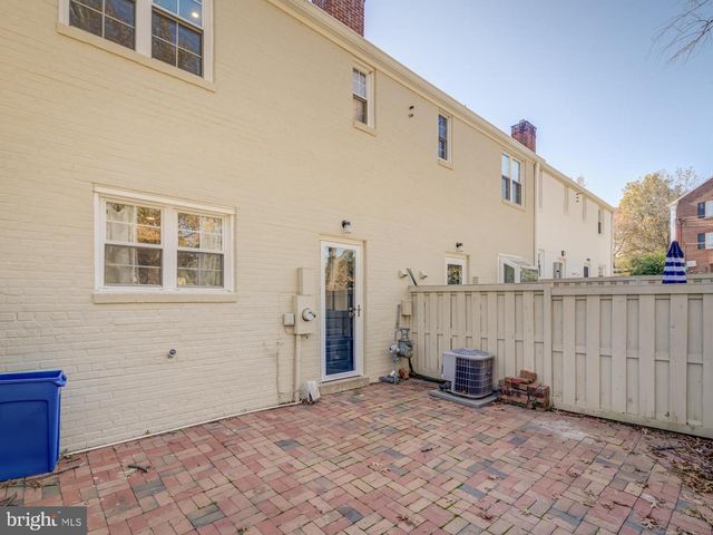 3838 JAY AVE, Alexandria, VA 22302