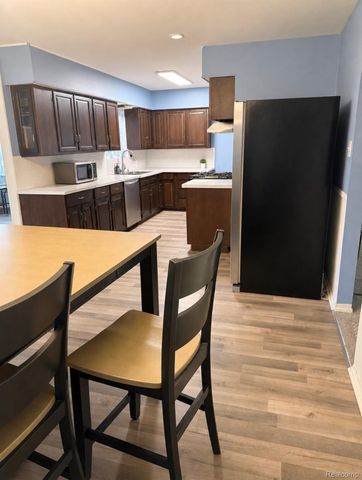 36250 Woodingham Street, Clinton Charter Township, MI 48035