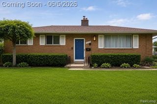 36250 Woodingham Street, Clinton Charter Township, MI 48035