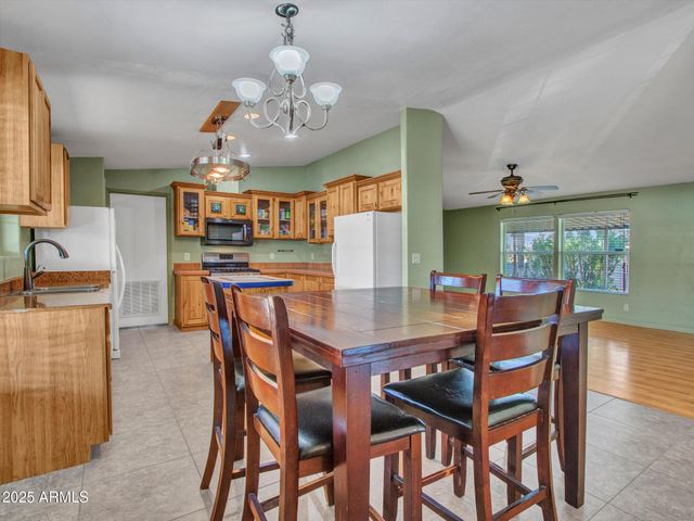 6227 N LITCHFIELD Road 1, Litchfield Park, AZ 85340