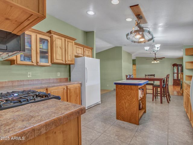 6227 N LITCHFIELD Road 1, Litchfield Park, AZ 85340
