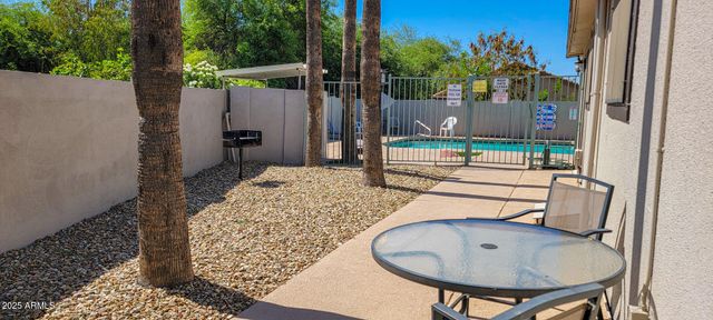 6227 N LITCHFIELD Road 1, Litchfield Park, AZ 85340