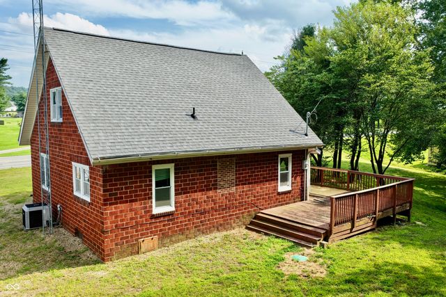 1154 S State Road 135, Brownstown, IN 47220
