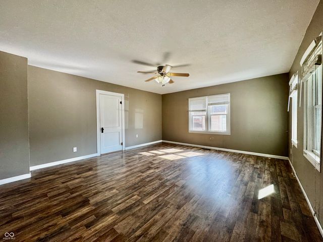 1154 S State Road 135, Brownstown, IN 47220