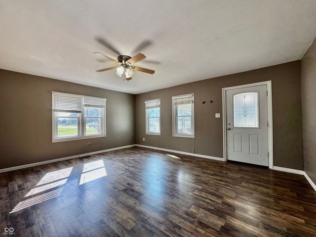 1154 S State Road 135, Brownstown, IN 47220