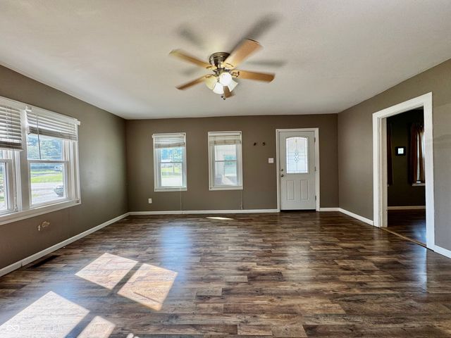 1154 S State Road 135, Brownstown, IN 47220