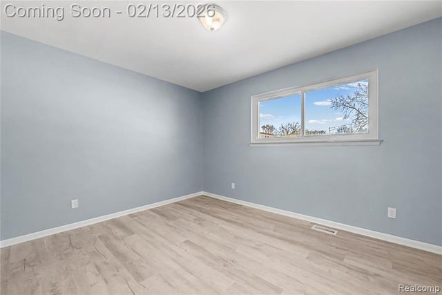 30363 Indigo Street, Roseville, MI 48066