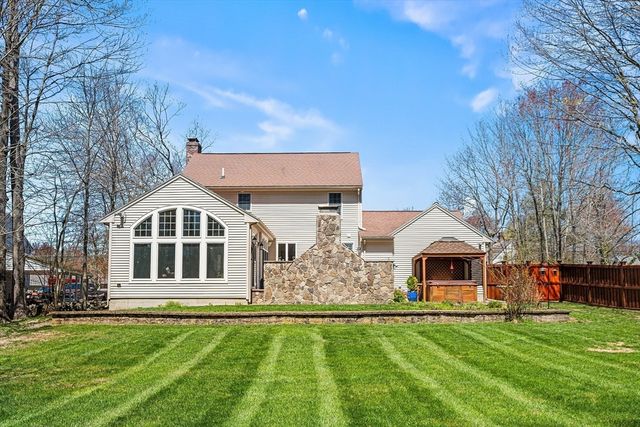 1252 Pleasant St, Brockton, MA 02301