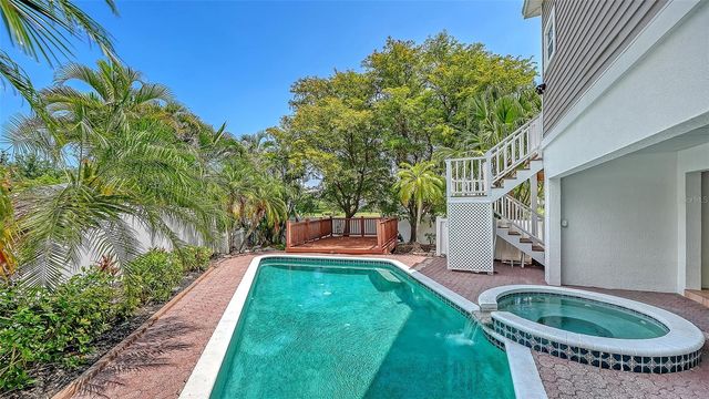 3040 GULF OF MEXICO DRIVE 3, Longboat Key, FL 34228