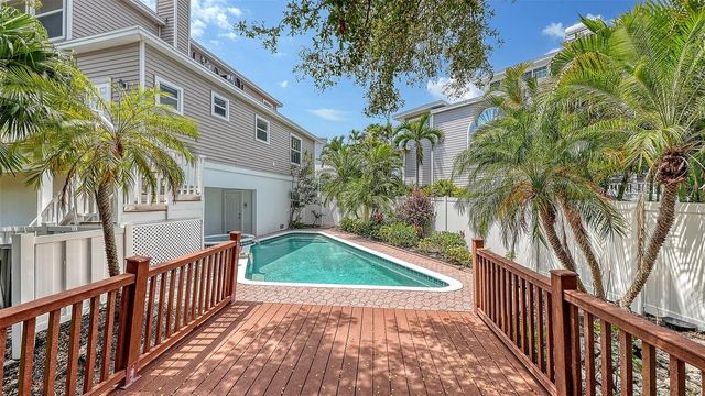 3040 GULF OF MEXICO DRIVE 3, Longboat Key, FL 34228