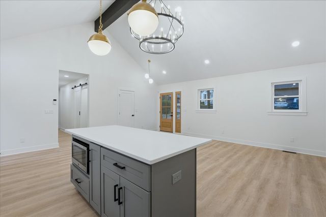 2800 W Kirkwood Ave, Nashville, TN 37204