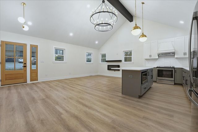 2800 W Kirkwood Ave, Nashville, TN 37204