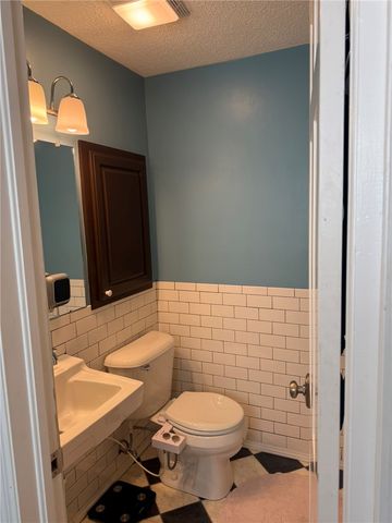 101 S Circle Drive, Clarksville, AR 72830