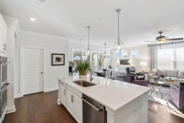 673 Pontoon Road, Huger, SC 29450