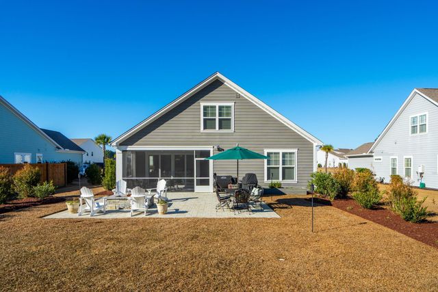 673 Pontoon Road, Huger, SC 29450