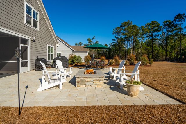 673 Pontoon Road, Huger, SC 29450