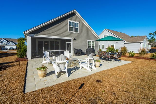 673 Pontoon Road, Huger, SC 29450