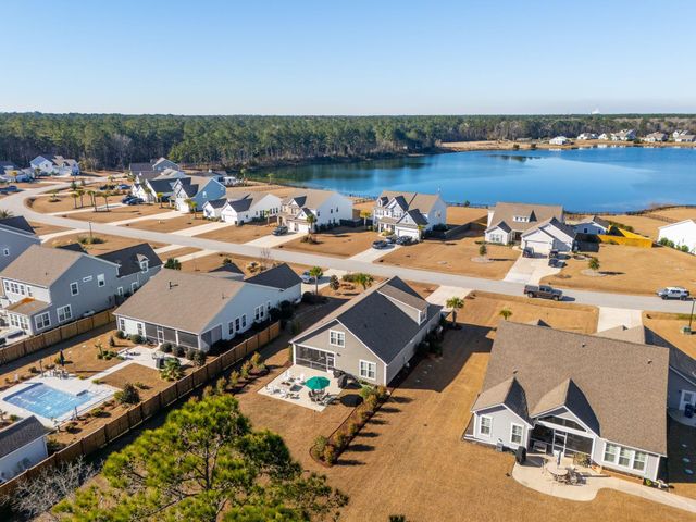 673 Pontoon Road, Huger, SC 29450