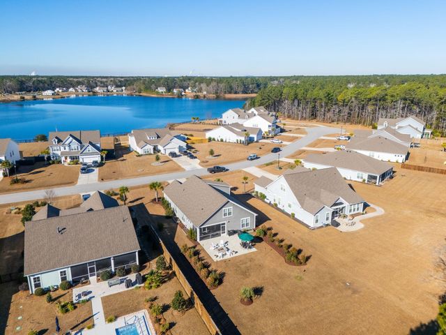 673 Pontoon Road, Huger, SC 29450