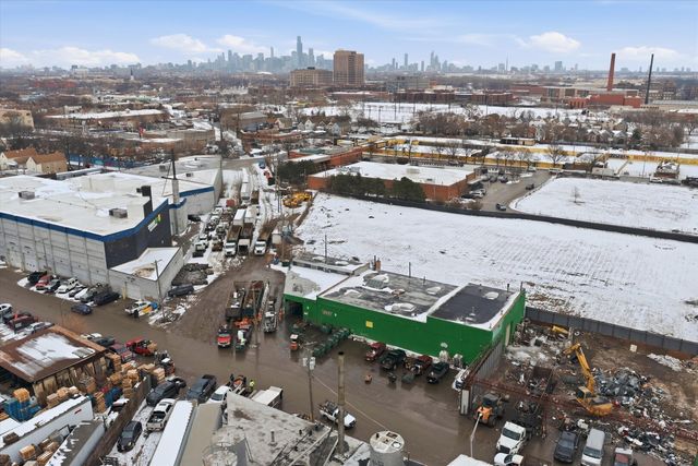3252 W 31st Street, Chicago, IL 60623
