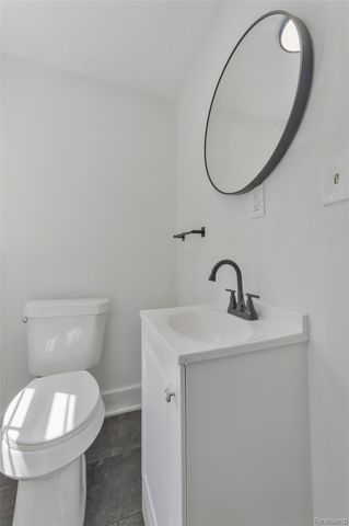 8951 La Salle Blvd, Detroit, MI 48206