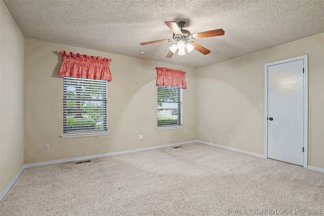 5022 E 98th Street, Tulsa, OK 74137