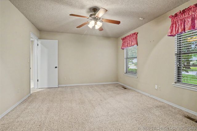 5022 E 98th Street, Tulsa, OK 74137
