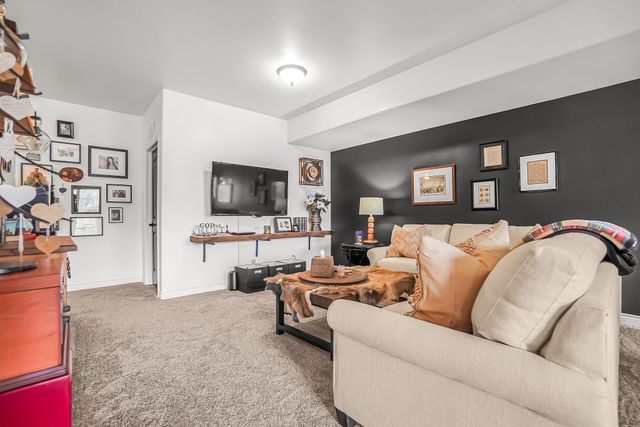 352 Cliff View Drive, Grand Junction, CO 81507