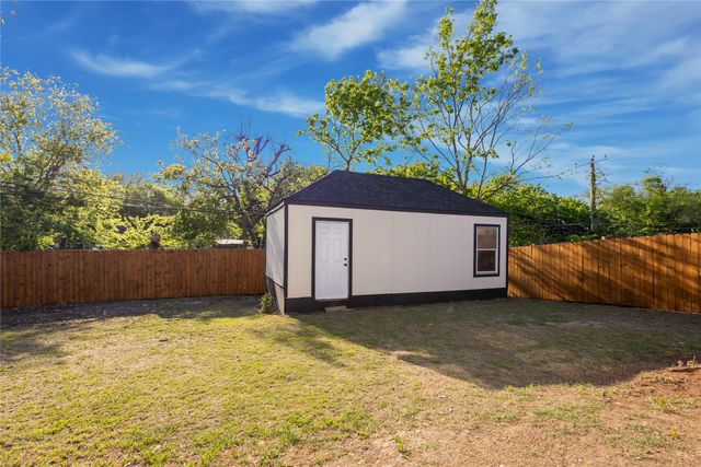 1510 Lackland Street, Arlington, TX 76010